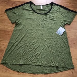 Lularoe Classic T
